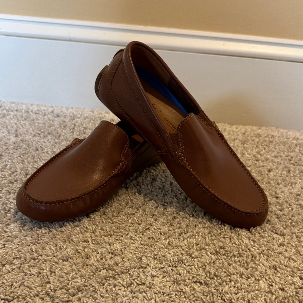 Clarks Men's Tan Leather Loafers